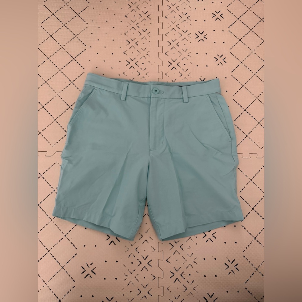 Vineyard Vines 7‎ Inch Performance shorts in teal size 30